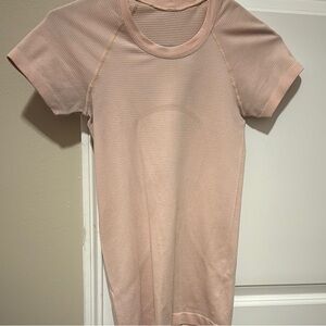 Lululemon short sleeve